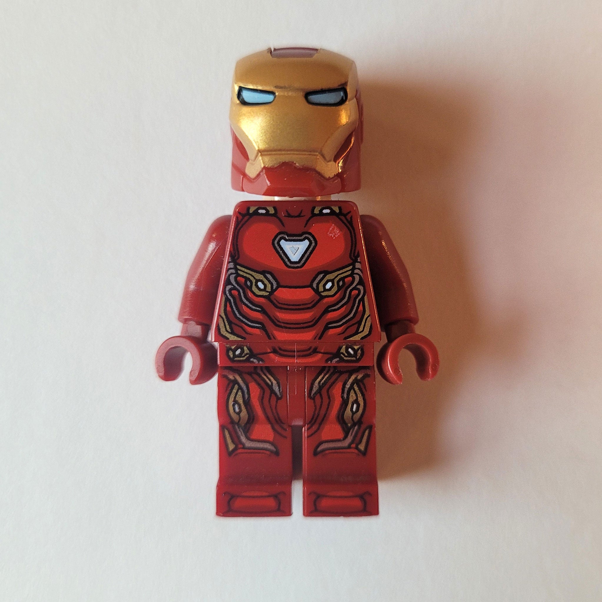 LEGO Iron Man Minifigure – Pearl Gold Armor (Retired)