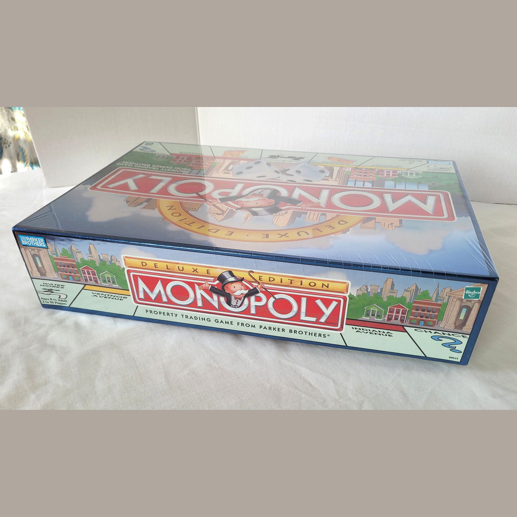 MONOPOLY Deluxe Edition (1998) – Factory Sealed – Vintage Parker Brothers Board